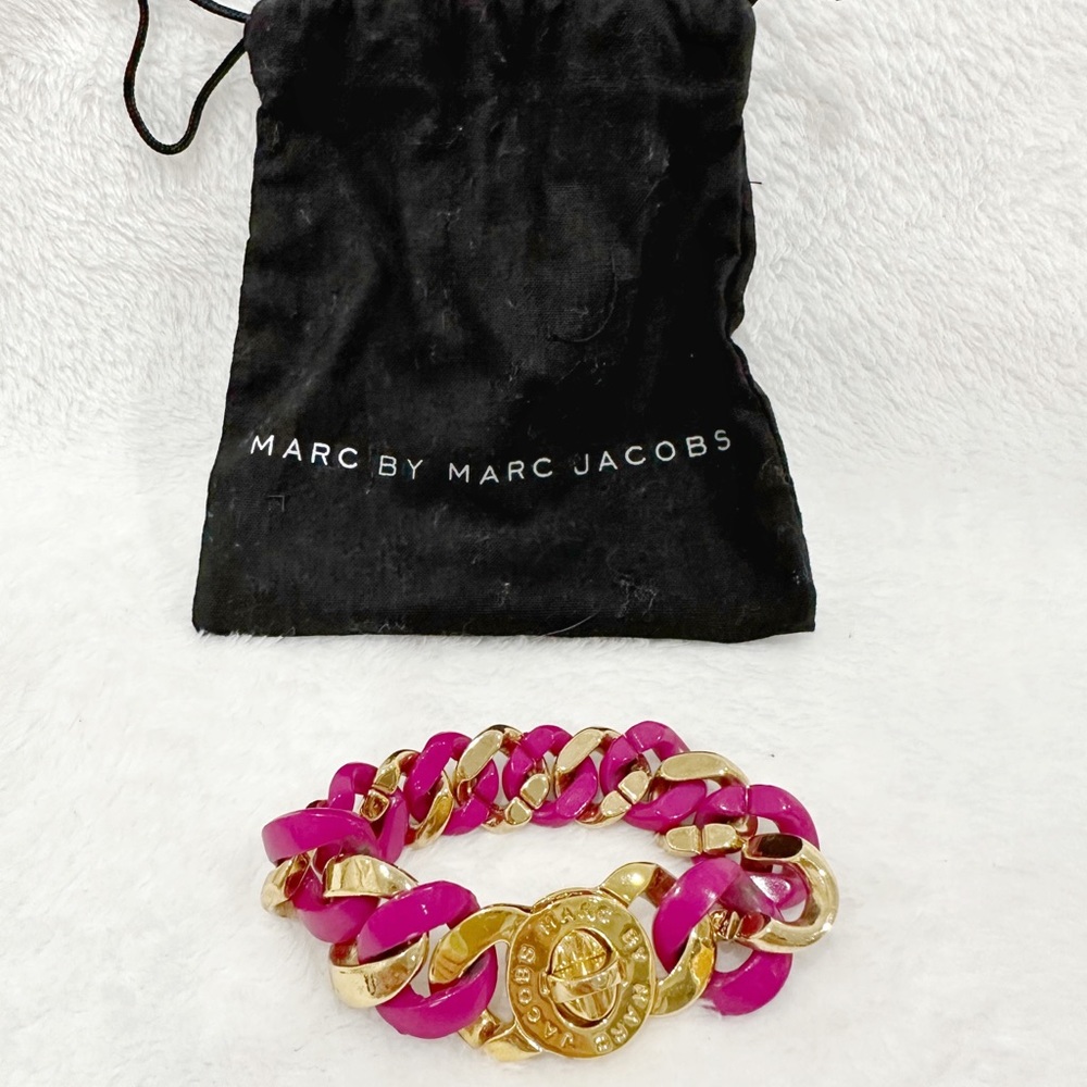 Marc by March Jacobs Pink and Gold Chain Bracelet
